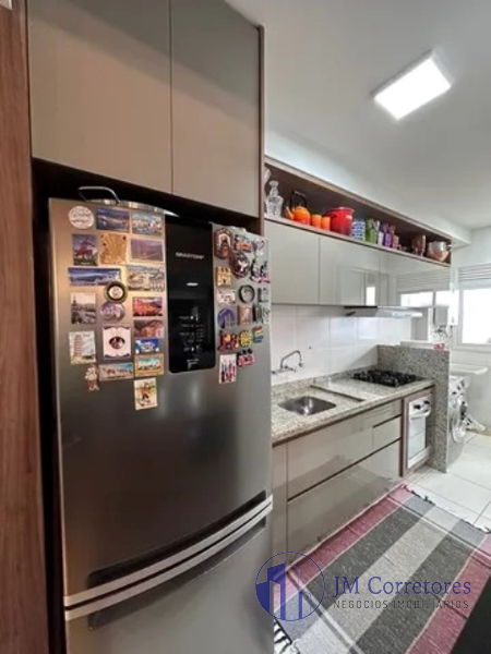 Apartamento à venda com 2 quartos, 75m² - Foto 11