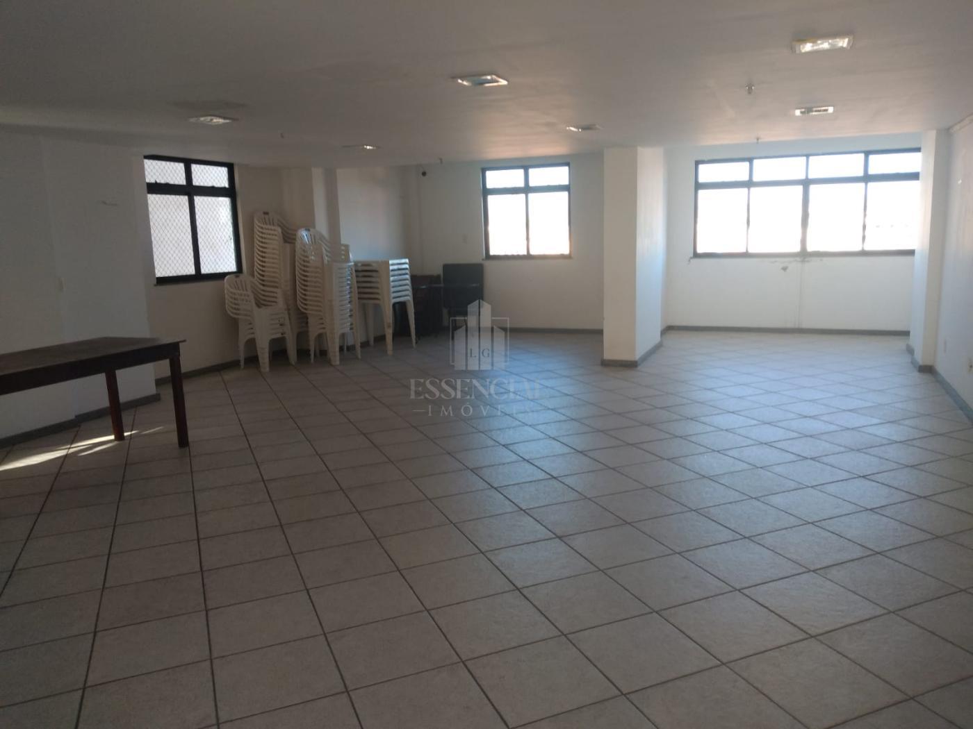 Apartamento para alugar com 2 quartos, 70m² - Foto 6