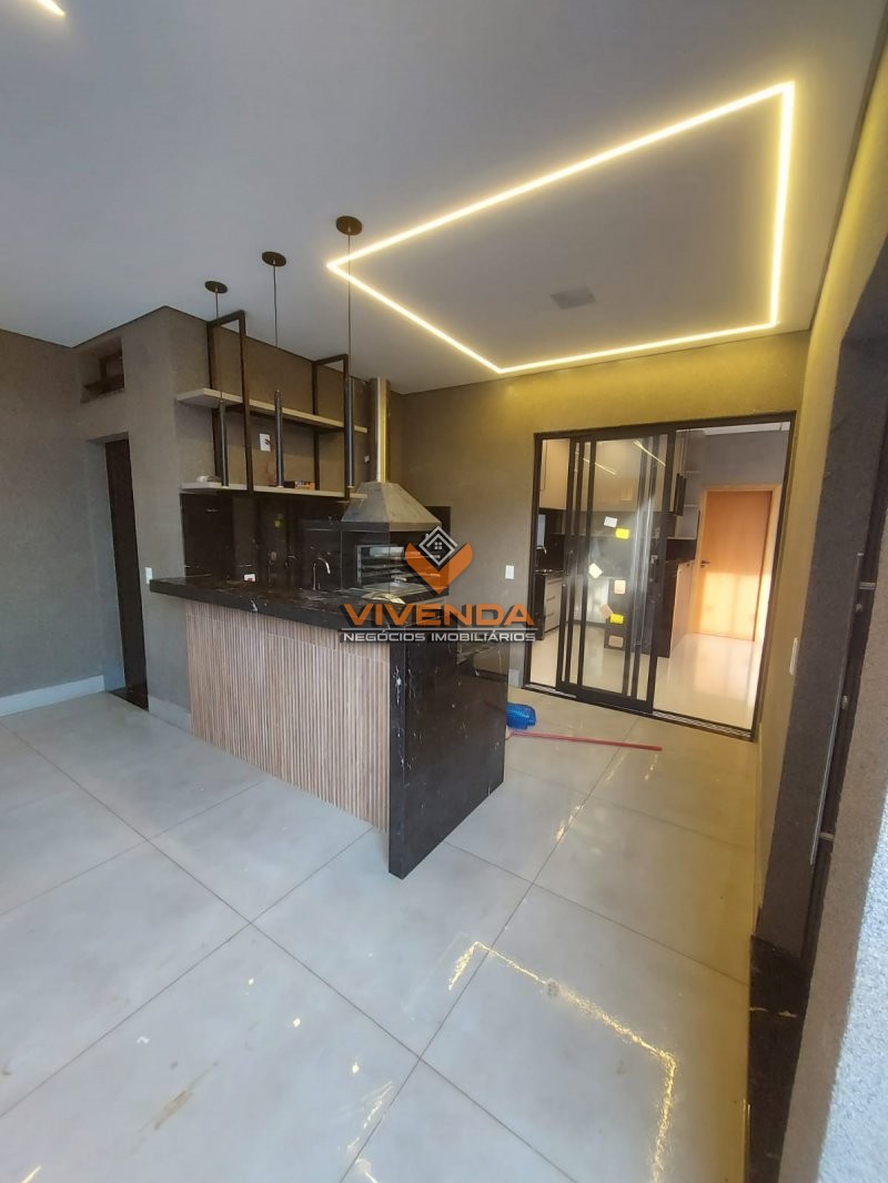 Casa à venda com 3 quartos, 200m² - Foto 6