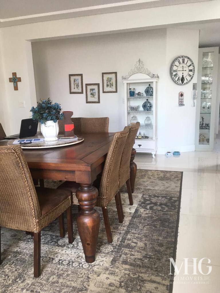 Apartamento à venda com 4 quartos, 574m² - Foto 4