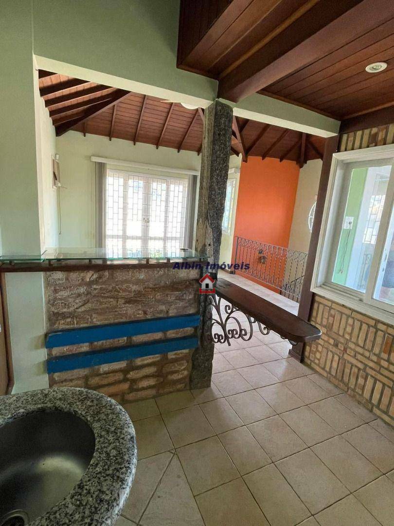 Casa à venda com 4 quartos, 182m² - Foto 29