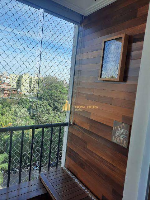 Apartamento à venda com 3 quartos, 65m² - Foto 2