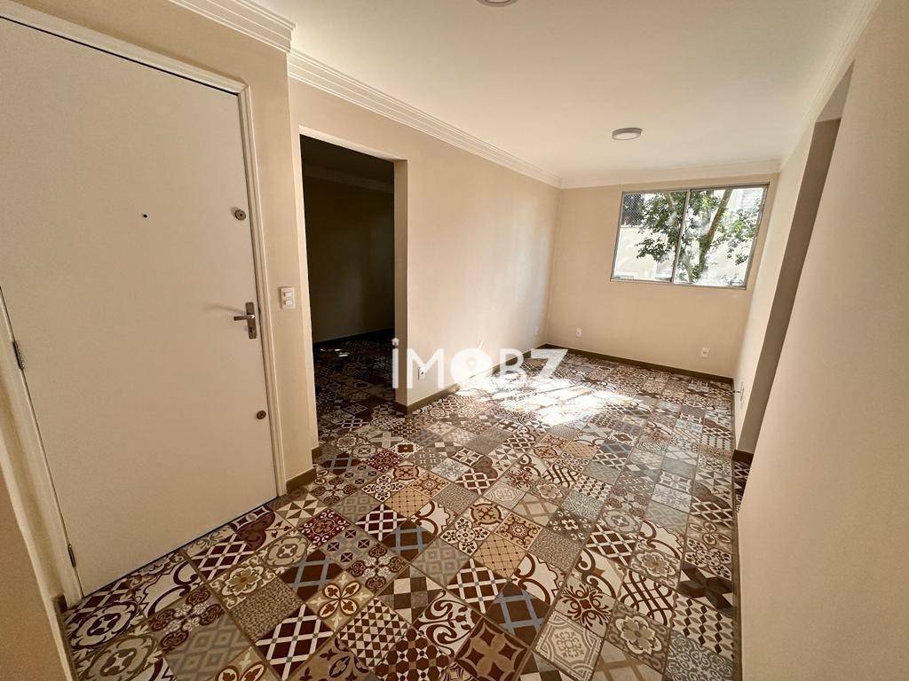 Apartamento à venda com 2 quartos, 55m² - Foto 1