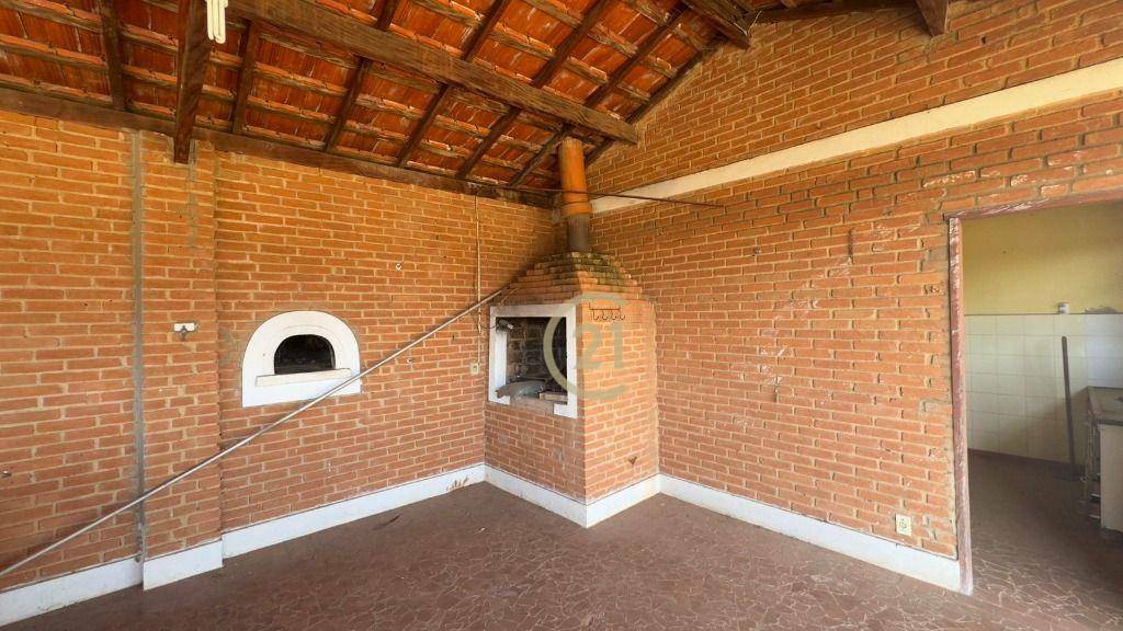 Chácara à venda com 3 quartos, 334m² - Foto 9