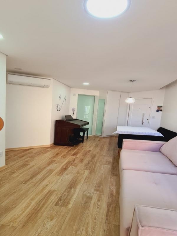 Apartamento à venda com 3 quartos, 84m² - Foto 1