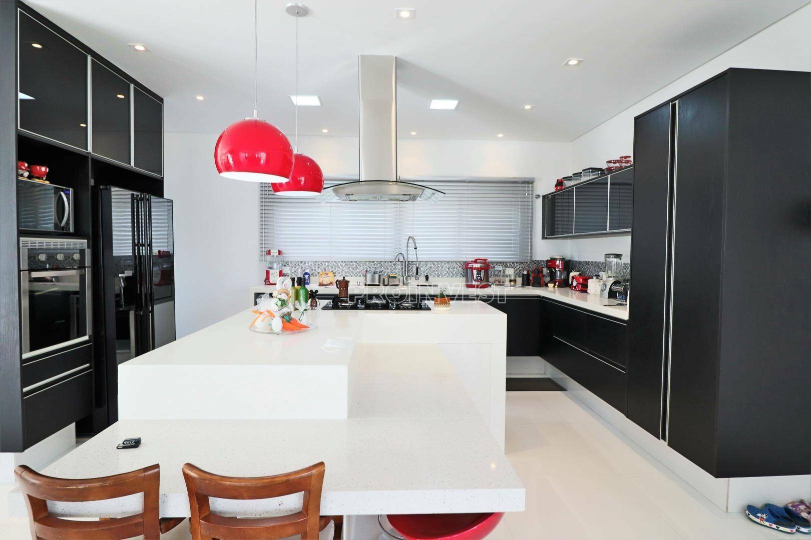 Casa de Condomínio à venda com 4 quartos, 440m² - Foto 9