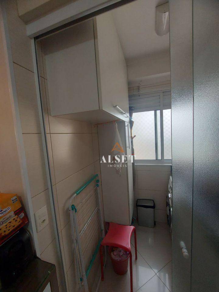 Apartamento à venda com 3 quartos, 63m² - Foto 15