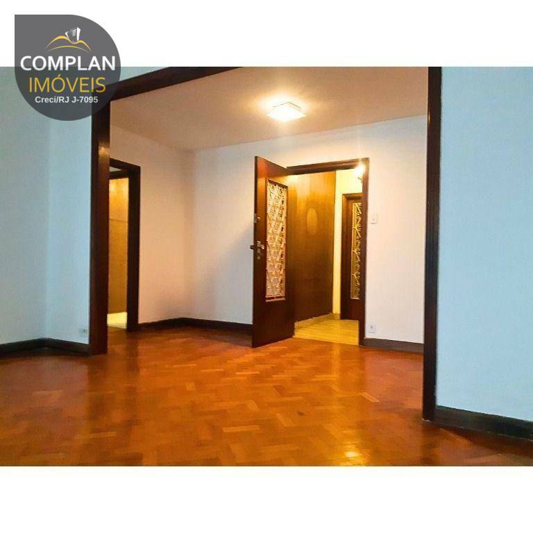 Apartamento à venda com 4 quartos, 280m² - Foto 1