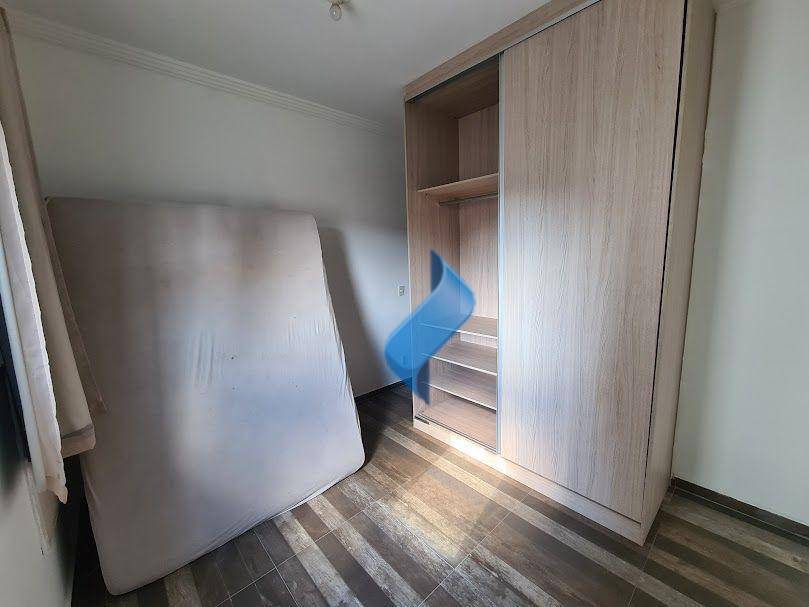 Apartamento para alugar com 2 quartos, 76m² - Foto 14