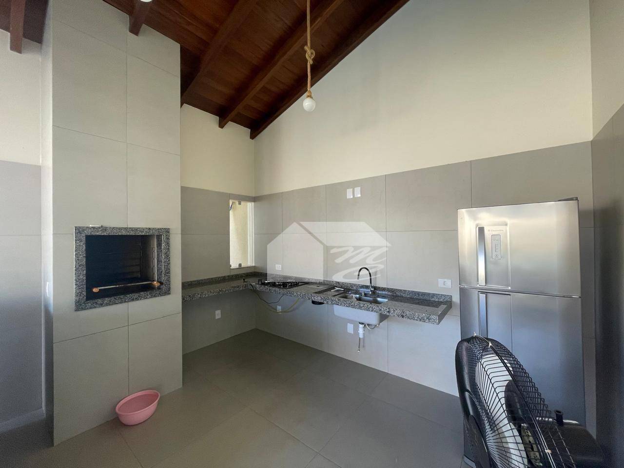 Casa à venda com 4 quartos, 250m² - Foto 40