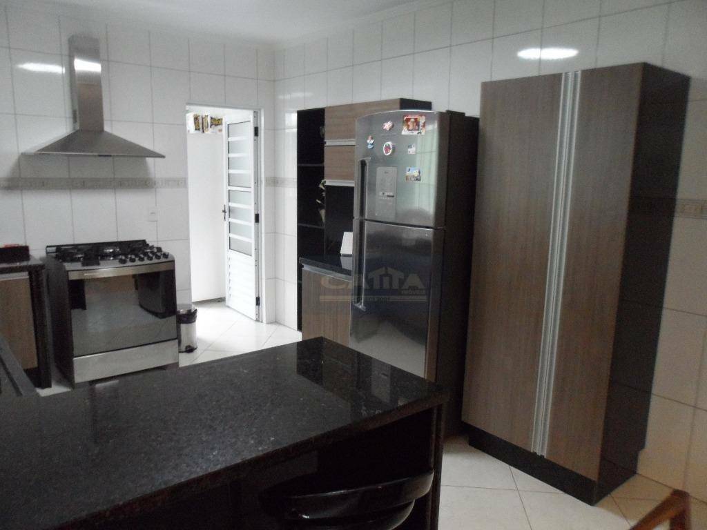 Sobrado à venda com 3 quartos, 299m² - Foto 11