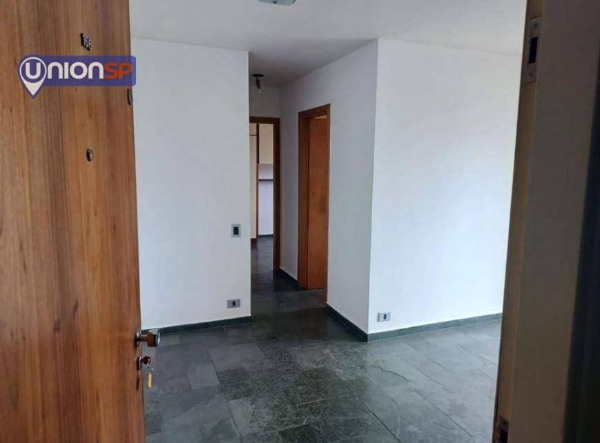 Apartamento à venda com 2 quartos, 48m² - Foto 2