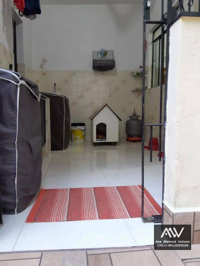 Casa à venda com 3 quartos, 110m² - Foto 11