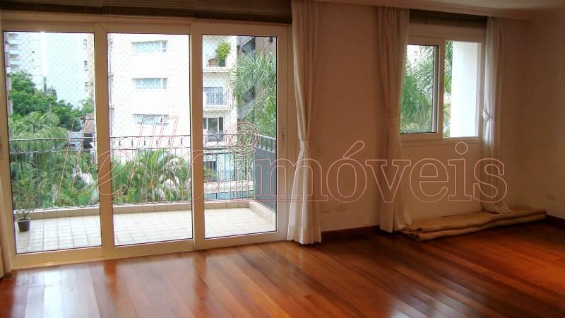 Apartamento à venda com 2 quartos, 106m² - Foto 2