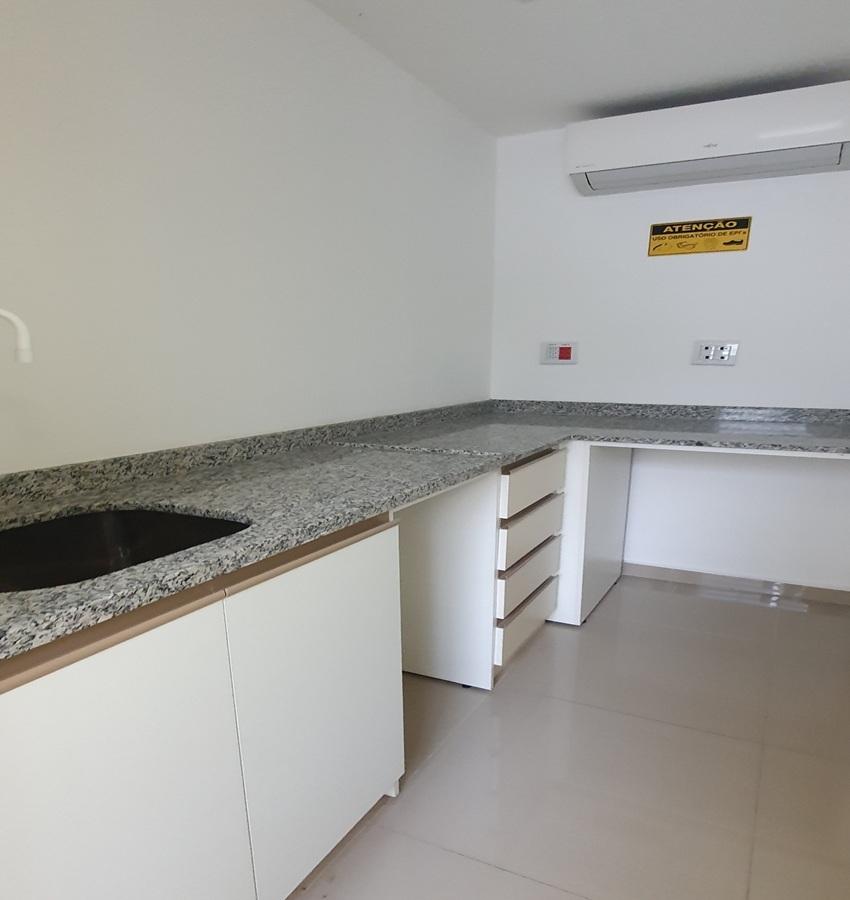 Prédio Inteiro para alugar com 11 quartos, 210m² - Foto 3