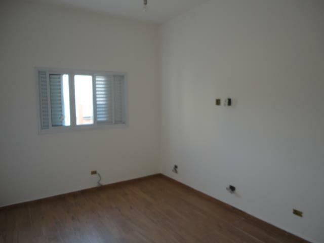 Casa à venda com 3 quartos, 200m² - Foto 14