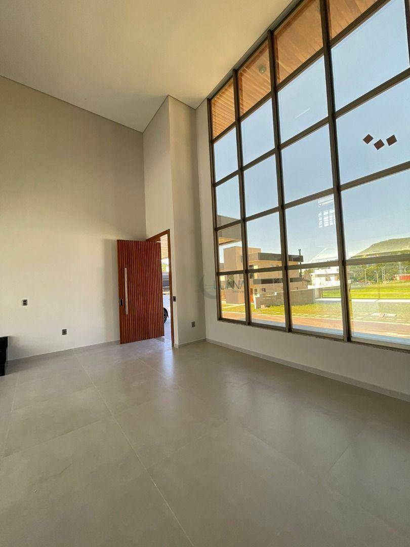 Casa de Condomínio à venda com 4 quartos, 250m² - Foto 6