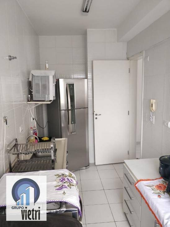 Apartamento à venda com 3 quartos, 70m² - Foto 8