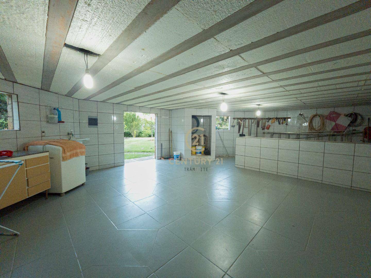 Casa de Condomínio à venda com 4 quartos, 400m² - Foto 25