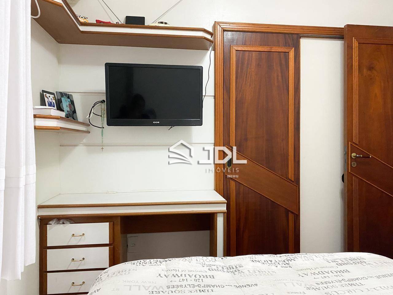 Apartamento à venda com 3 quartos, 134m² - Foto 24