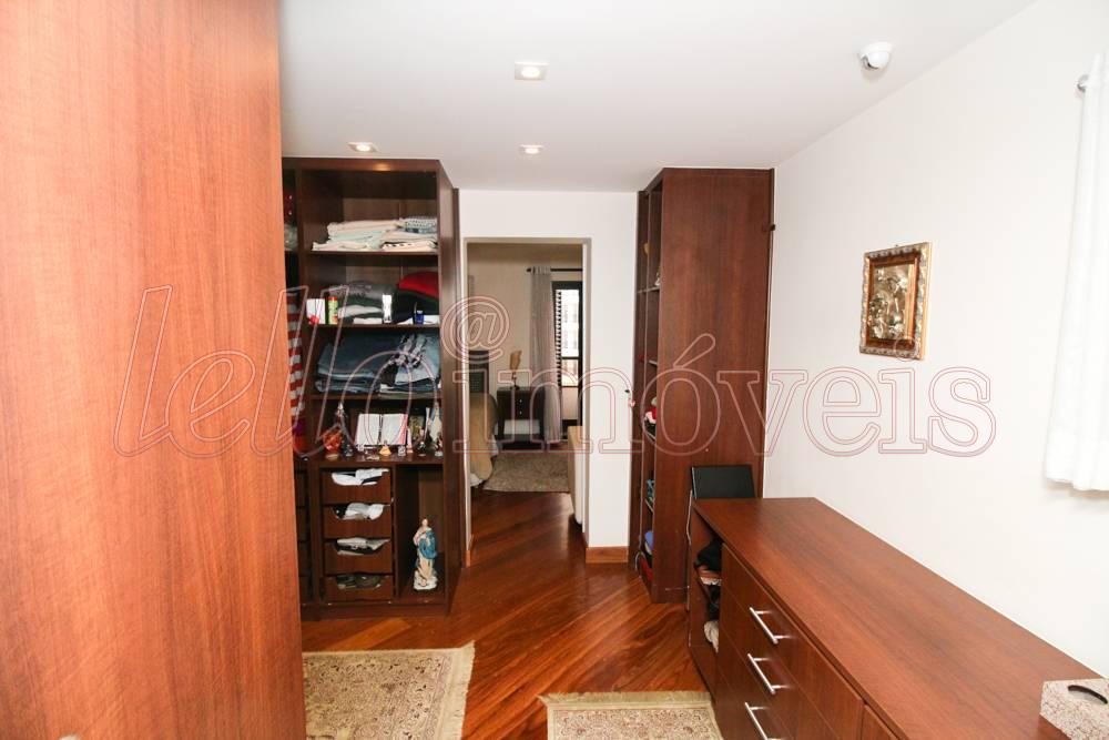 Apartamento à venda com 3 quartos, 242m² - Foto 19