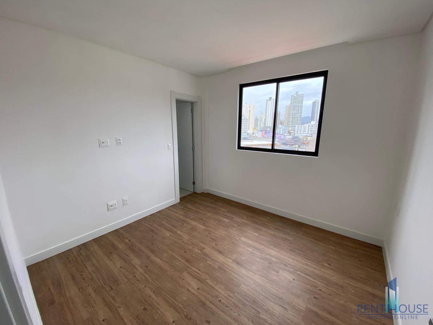 Apartamento à venda com 2 quartos, 61m² - Foto 8