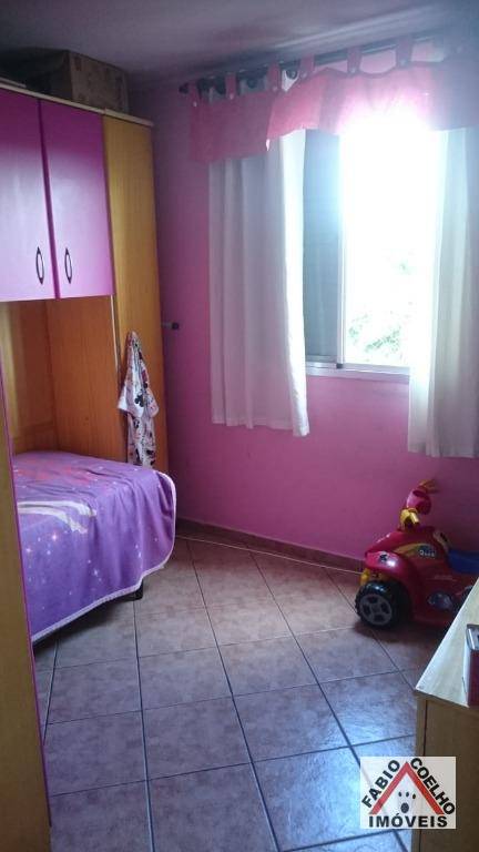 Apartamento à venda com 3 quartos, 64m² - Foto 3