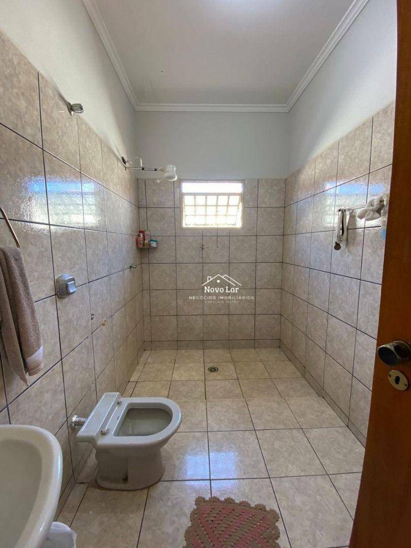 Casa à venda com 3 quartos, 190m² - Foto 8