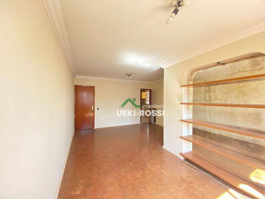 Apartamento à venda com 3 quartos, 103m² - Foto 4