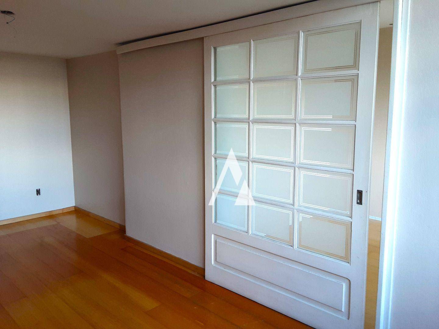 Apartamento à venda com 3 quartos, 109m² - Foto 6