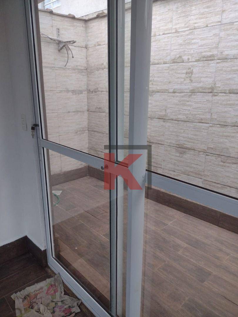 Casa à venda com 3 quartos, 240m² - Foto 15