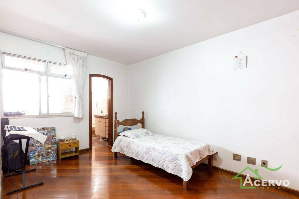 Apartamento à venda com 4 quartos, 308m² - Foto 14