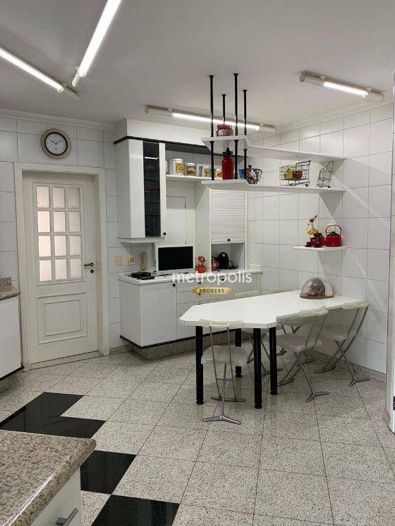 Apartamento à venda com 3 quartos, 150m² - Foto 13