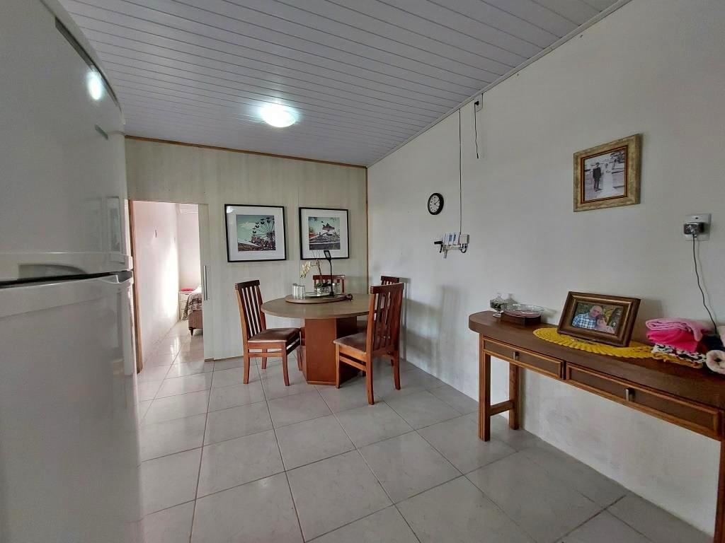 Casa à venda com 3 quartos, 110m² - Foto 10