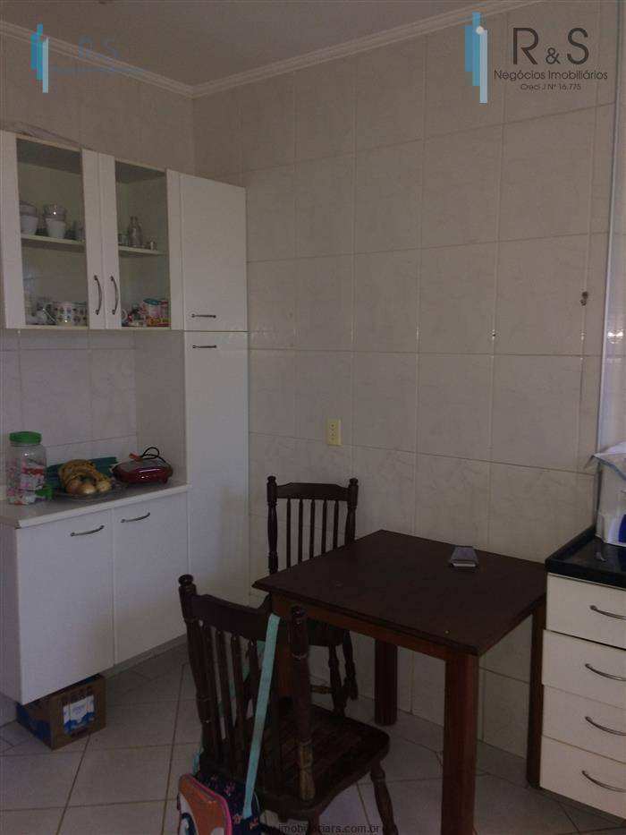 Casa de Condomínio à venda com 4 quartos, 224m² - Foto 9