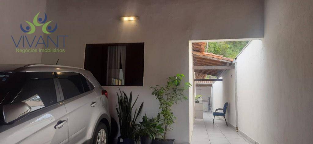 Casa à venda com 2 quartos, 90m² - Foto 5