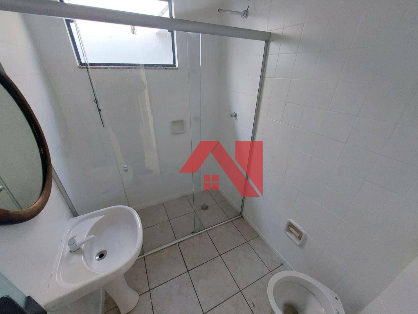 Casa à venda com 2 quartos, 63m² - Foto 11