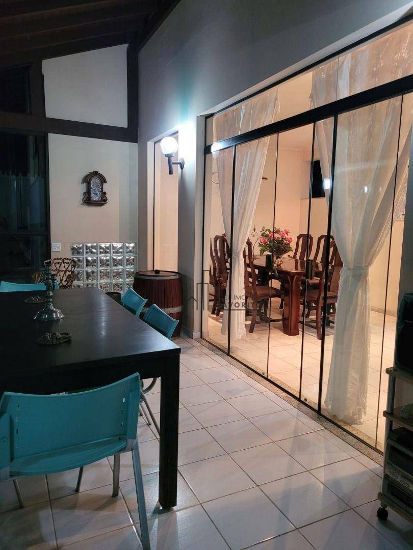 Chácara à venda e aluguel com 4 quartos, 340m² - Foto 8