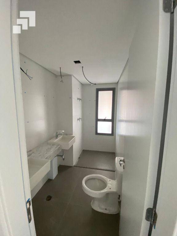 Apartamento à venda com 3 quartos, 122m² - Foto 14