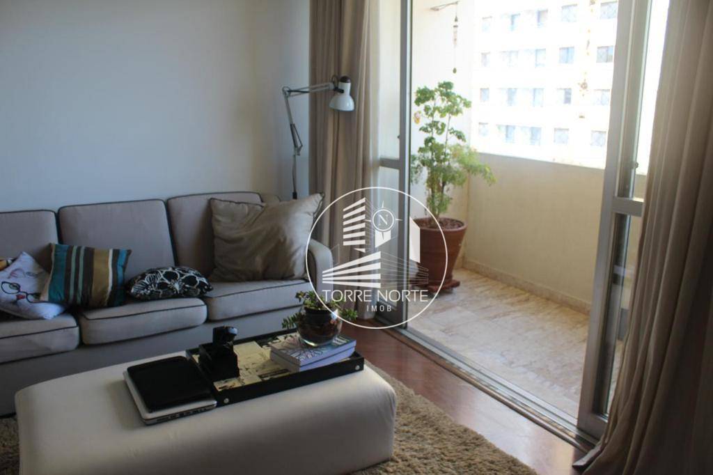 Apartamento à venda com 2 quartos, 70m² - Foto 6