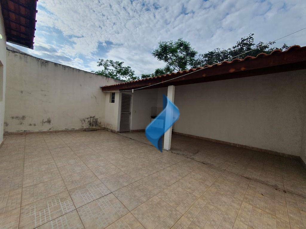 Casa à venda com 2 quartos, 80m² - Foto 27