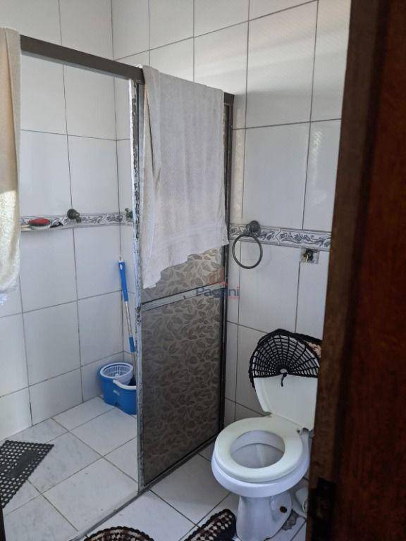 Casa à venda com 4 quartos, 120m² - Foto 2