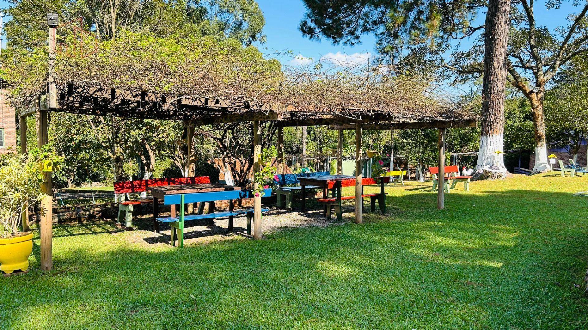 Pousada-Chalé à venda com 20 quartos, 829m² - Foto 3