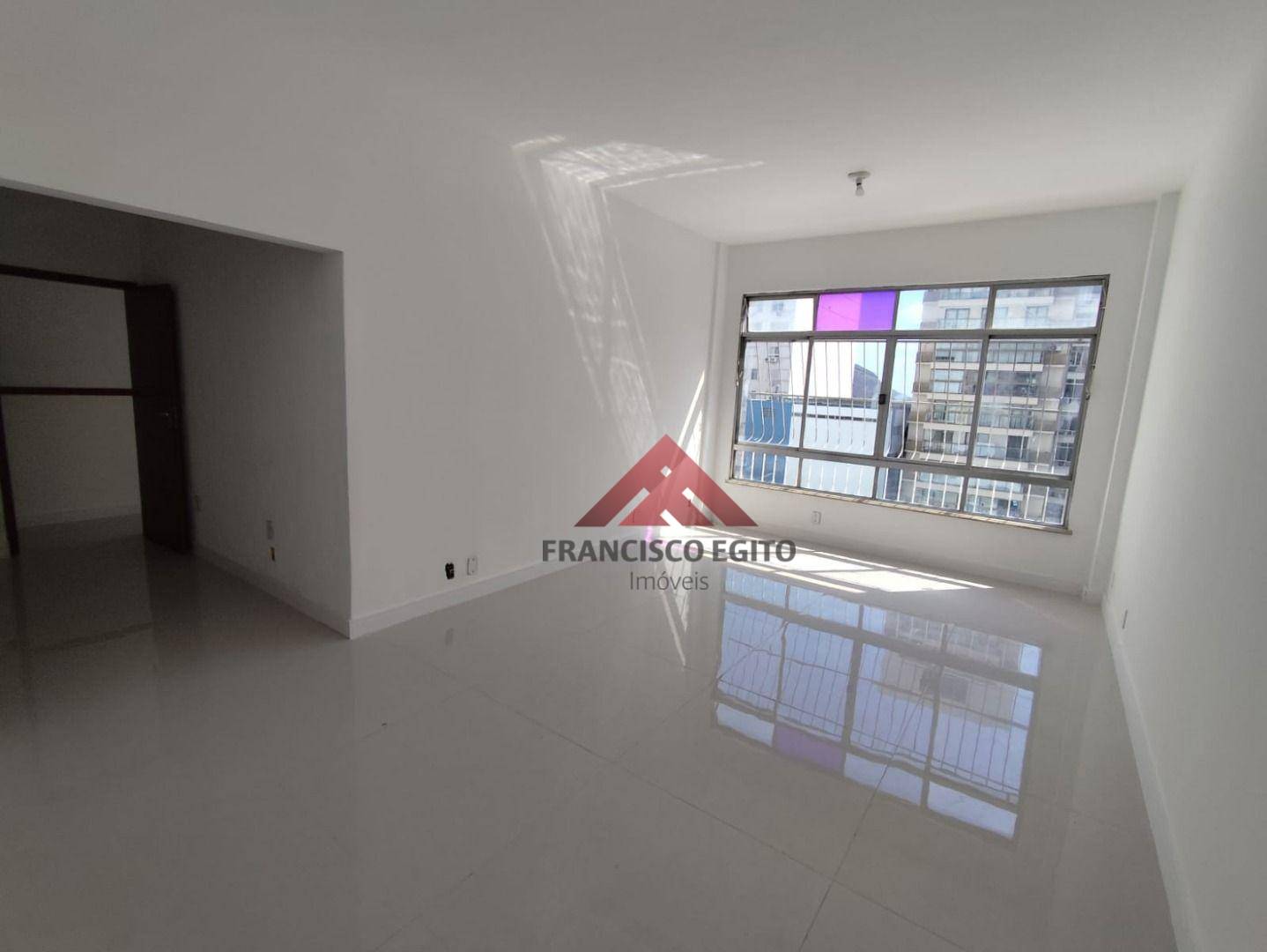 Apartamento à venda com 3 quartos, 105m² - Foto 5