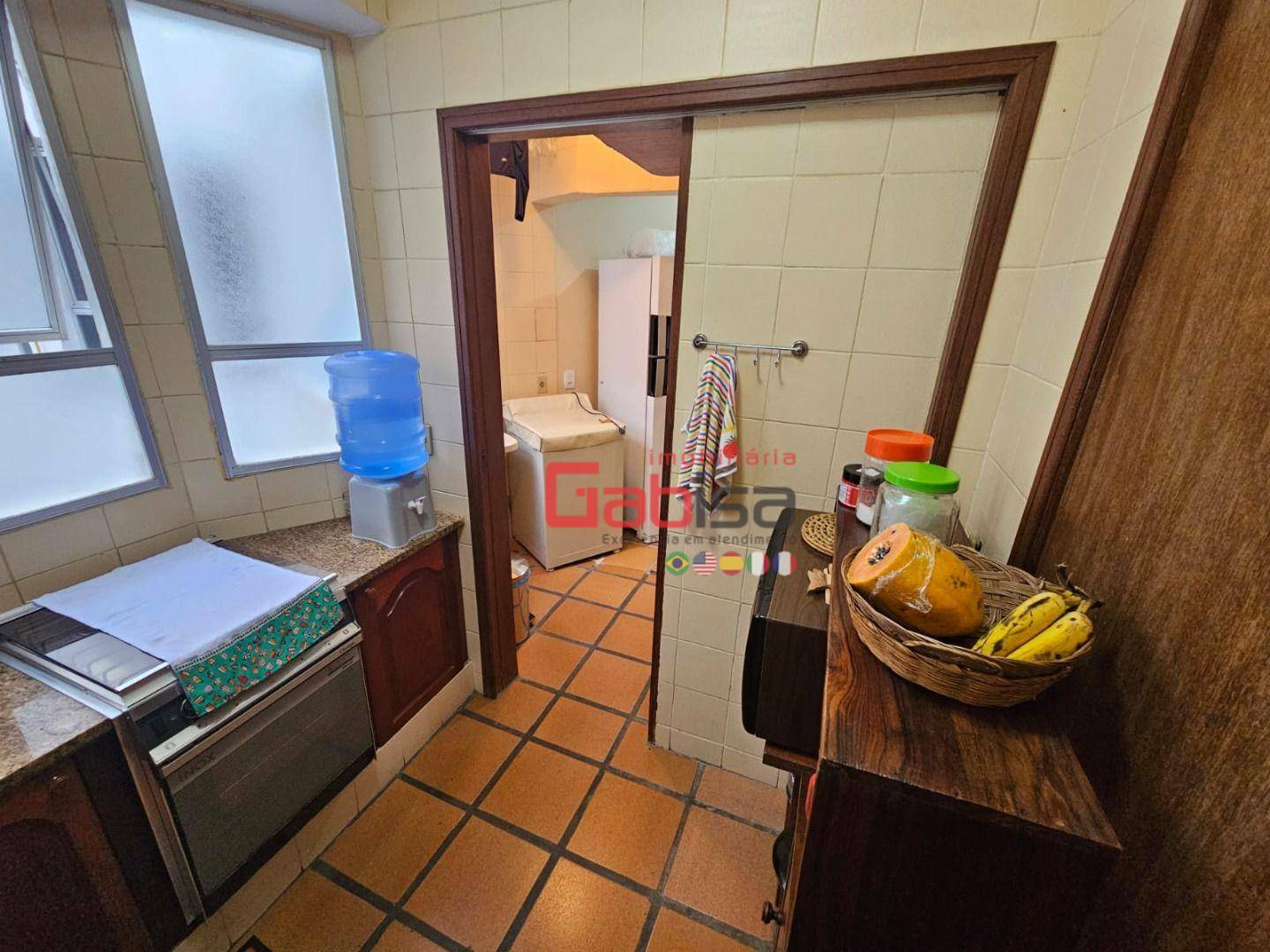 Apartamento à venda com 3 quartos, 140m² - Foto 7