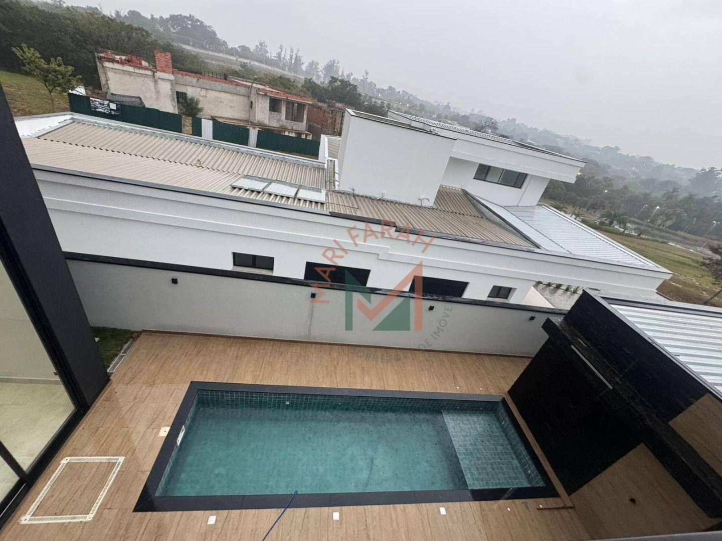 Casa de Condomínio à venda com 3 quartos, 350m² - Foto 3
