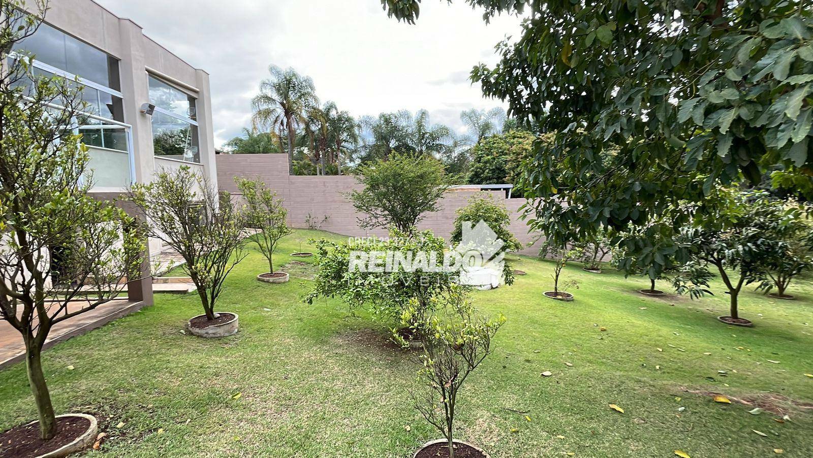 Casa de Condomínio à venda com 4 quartos, 560m² - Foto 42