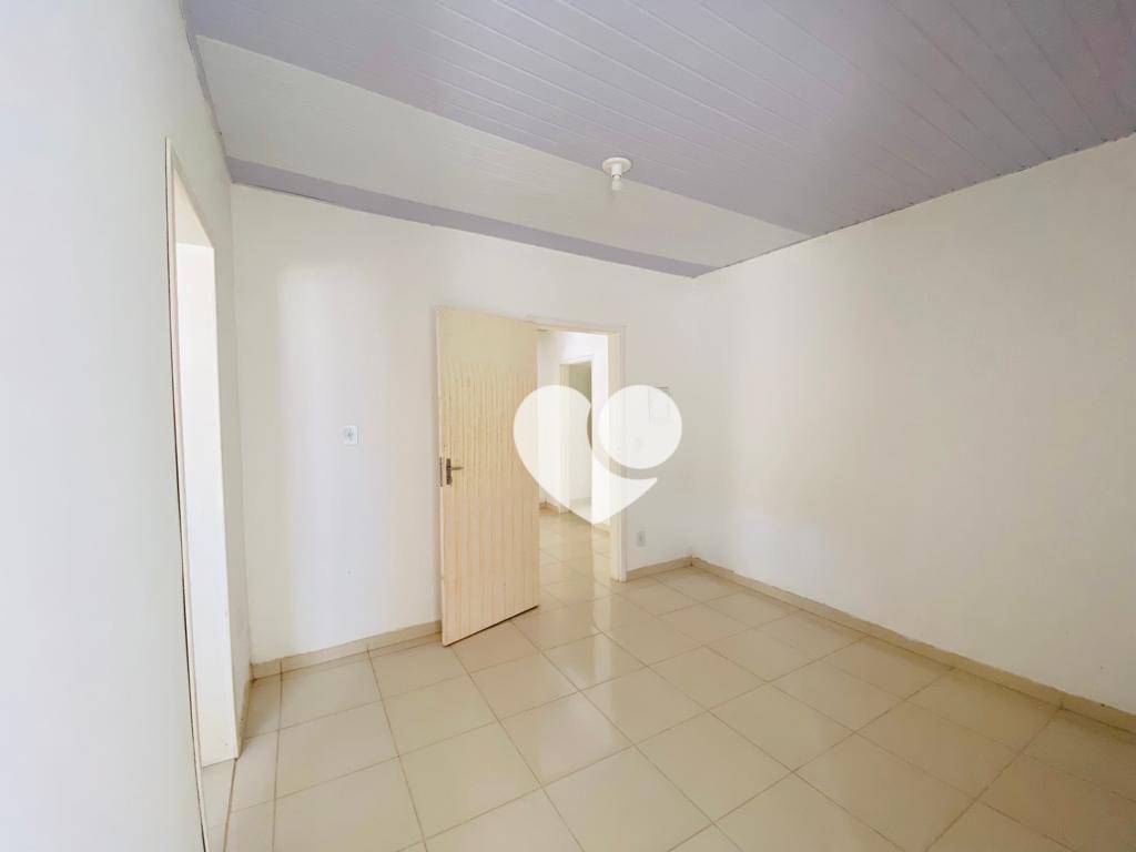 Chácara à venda com 2 quartos, 320m² - Foto 14