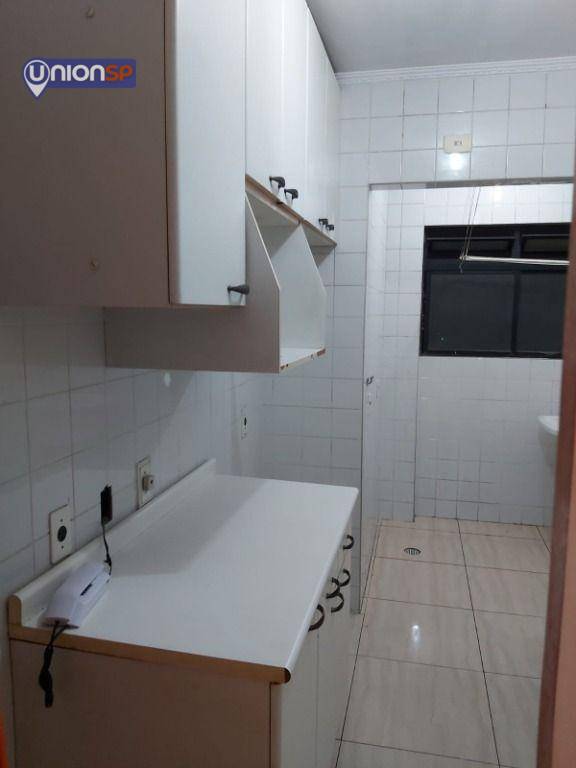 Apartamento à venda com 2 quartos, 58m² - Foto 19