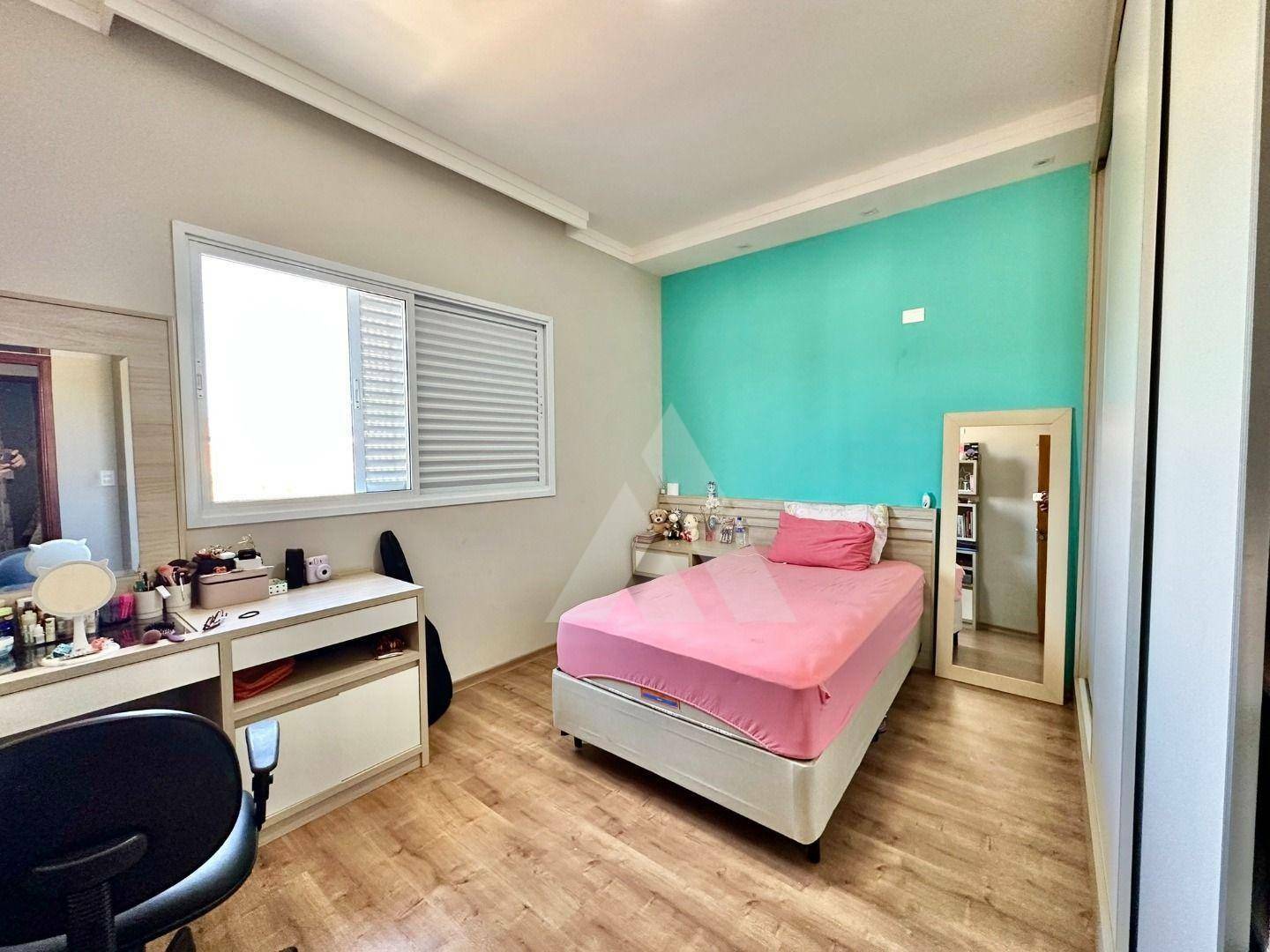 Casa à venda com 3 quartos, 180m² - Foto 27